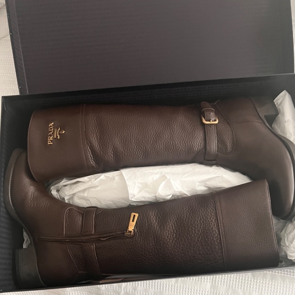 Brand New Prada boots with Box - Picture 4 of 8